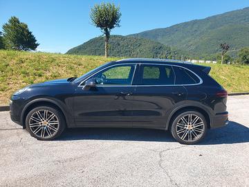 PORSCHE Cayenne 4.2 V8 S Diesel 385 cv - EURO 6