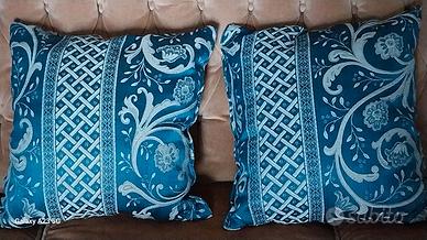 Coppia di Cuscini effetto Damascato 