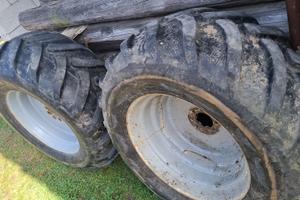 Ruote rimorchio 500/60-26.5 & gomme  420/70R28