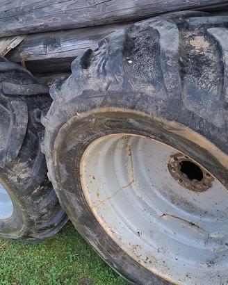 Ruote rimorchio 500/60-26.5 & gomme  420/70R28