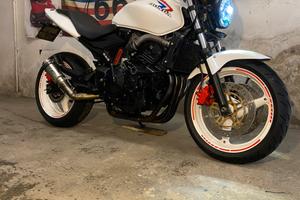 Honda Hornet custom 600