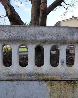 Fioriera in Cemento. Barriera Fiorita 60