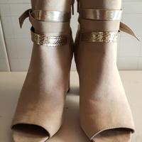 stivaletto primaverile scamosciato beige n⁰37