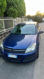 Opel Astra H