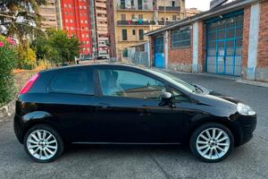 Fiat punto ok neopatentati