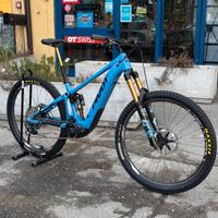 ebike PIVOT SHUTTLE AM TEAM 2024 tg M (ex-demo)