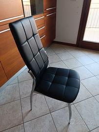 tavolino in vetro + 4 sedie 