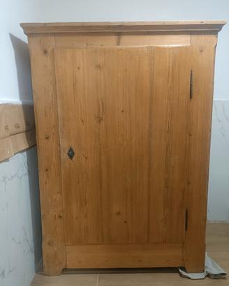 Armadio dispensa tirolese 