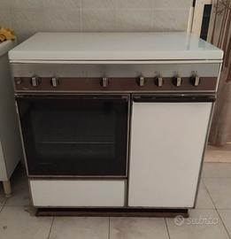 Cucina Rex vintage con scomparto bombola gas usata