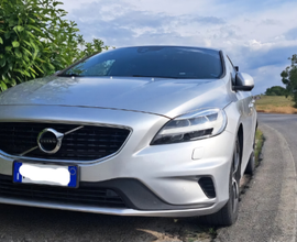 Volvo V40 D2 R Design