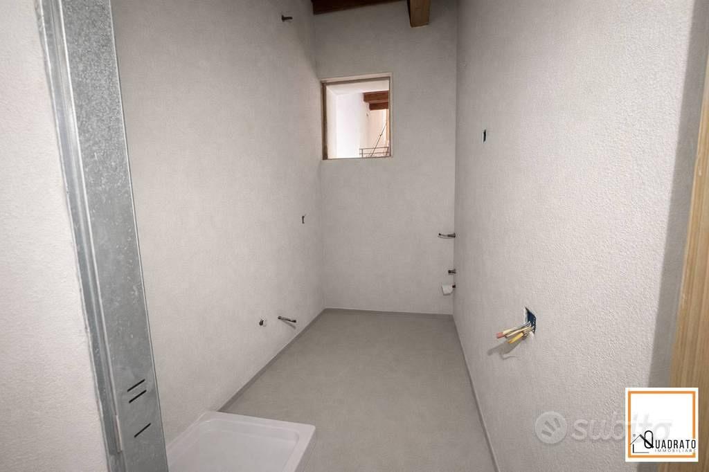 Apartment in Mirandola, Modena - Altro