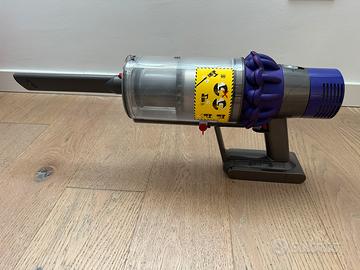 Dyson V10