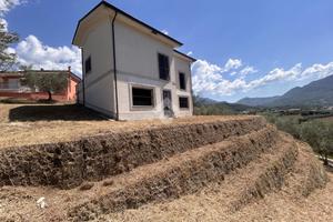 CASA INDIPENDENTE A PICINISCO