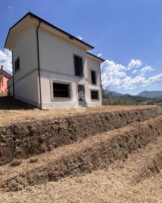 CASA INDIPENDENTE A PICINISCO