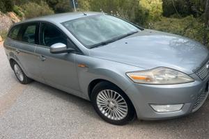 Ford Mondeo 2000  CV 140 kw103 TDi con gancio tra