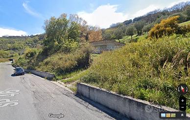 Terreno con casetta rurale