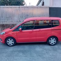 Ford Tourneo Courier 1.0 EcoBoost 100 CV Sport