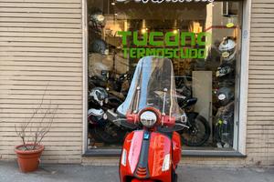 Vespa GTS 300 hpe SUPER SPORT