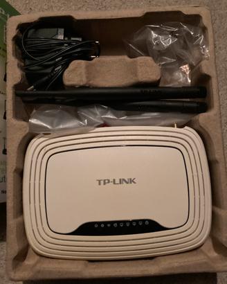 Router TP-LINK wr841nd