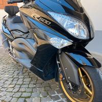 Yamaha T Max 500