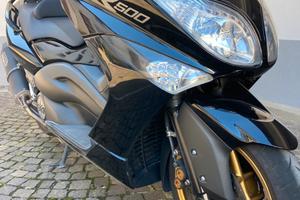 Yamaha T Max 500