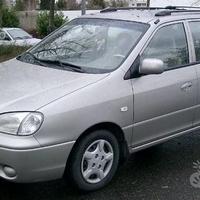 Parabrezza Kia Carens 1 da 99 a 02