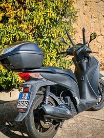 sh 125
