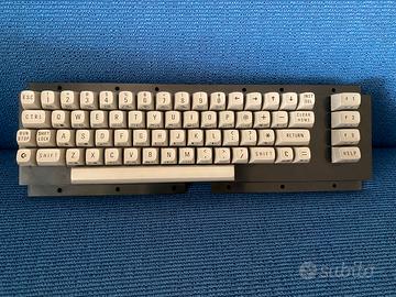 Tastiera keyboard commodore 16