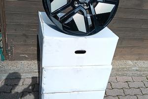 cerchi lega nuovi mai usati da 18