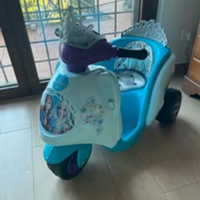 Triciclo / mini scooter elettrico Frozen