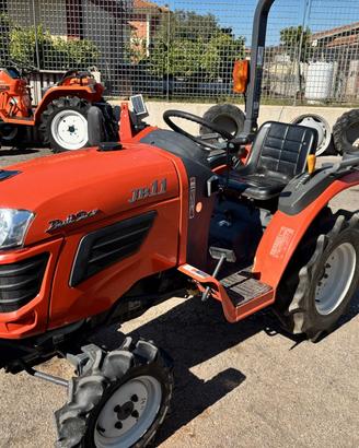 TRATTORINO KUBOTA JB11 DT CON FRESA SOLO 260 ORE