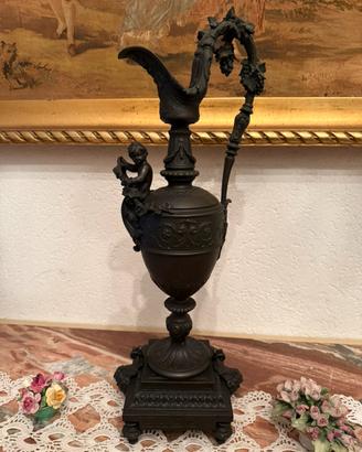 Vaso in bronzo antico