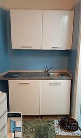 cucina con piano induzione 