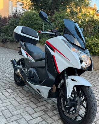 Honda integra 750 DCT 2016