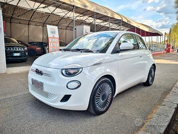 Fiat 500e 42 kWh ITALIANA UNIPRO'
