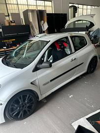 Clio cup