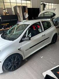 Clio cup