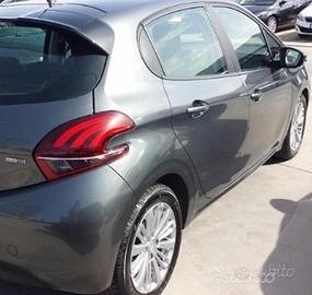 Peugeot 208 specchio alzavetri serrature