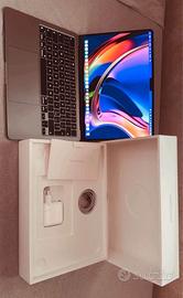 MacBook Apple M3, NUOVO .