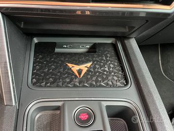 Cover vano wireless e porta bicchieri CUPRA