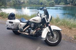 Harley Davidson Road King custom 1450 2005