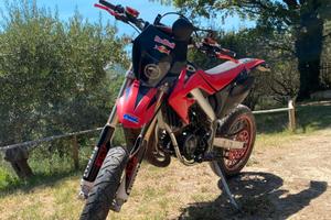 HM 50 six competition