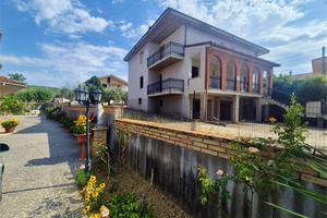 VILLA L' ULIIVETO