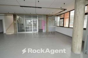 LOCALE COMMERCIALE A RIPA TEATINA