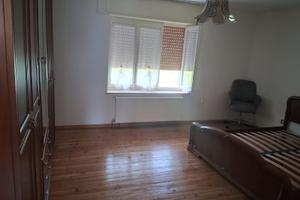 Casa con giardino+terreno -75.000 da sistemare