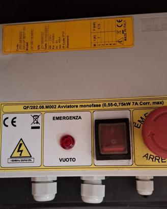 Quadro elettrico con arresto di  emergenza