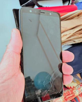 Samsung Galaxy A7 SM-A750FN 64Gb con display rotto