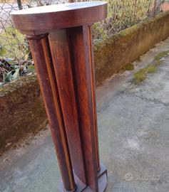 Antica colonnina in legno 