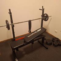 Attrezzi e dischi per palestra