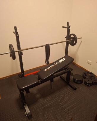 Attrezzi e dischi per palestra